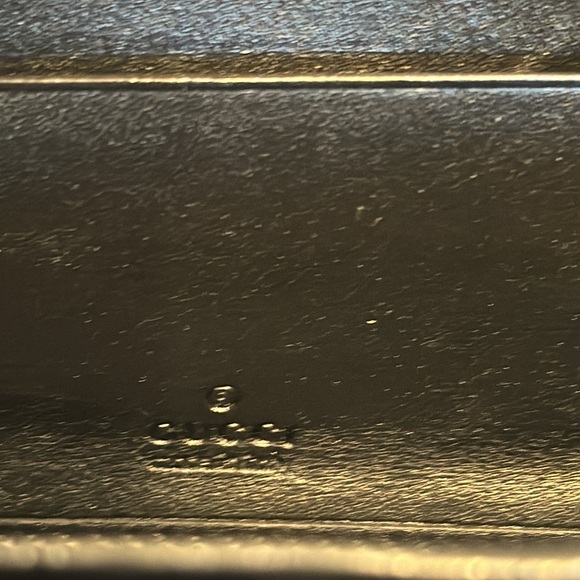 Authentic Gucci GG logo black on black - Picture 6 of 15